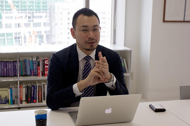 障害対応の早さは、ビジネスにおいて大変重要と語る佐藤さん